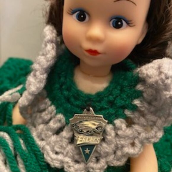 NFL Philadelphia Eagles Team Handmade Crochet Cheerleader Doll - Picture 4 of 13